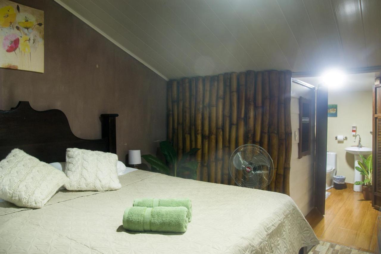 Cacao Lodge And Tours La Fortuna Eksteriør bilde